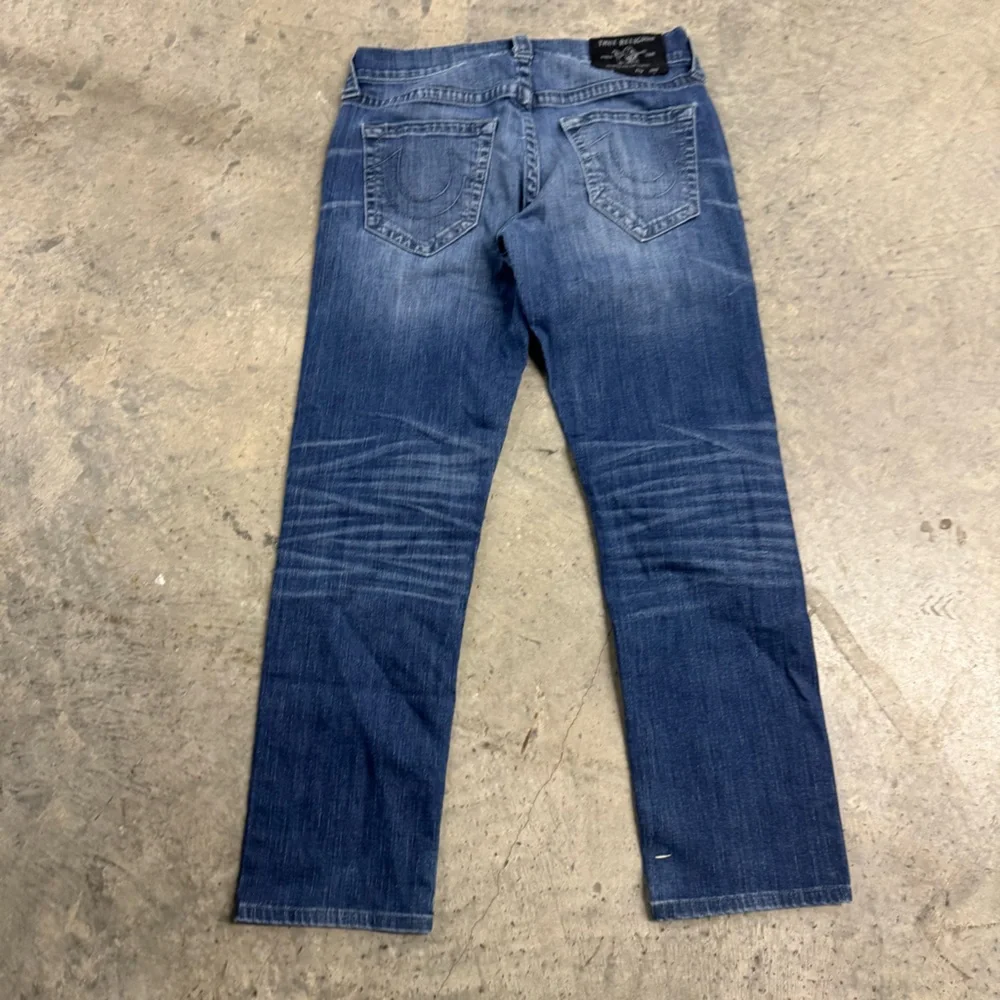 True Religion Men's Geno Straight Slim Blue Jeans Size 32 Classic Y2k Streetwear